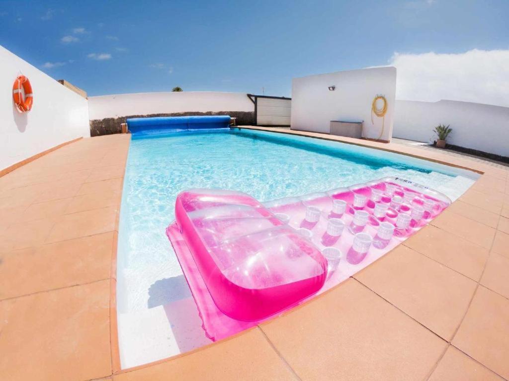 Baroli Villa Nepal. Jardín y piscina privada. Playa Blanca  Exterior foto